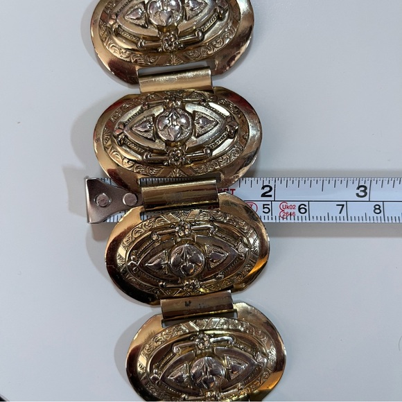 Vintage Victorian Goth Oversized cosplay medieval Renaissance Gold Bracelet - Picture 11 of 17